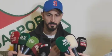 Ahmet ilhan Özek: “Hakem faciası yaşadık”