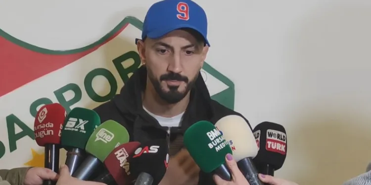 Ahmet ilhan Özek: “Hakem faciası yaşadık”