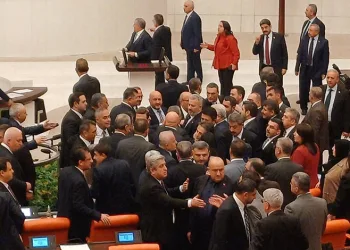 Bütçe görüşmelerinde tansiyon yükseldi