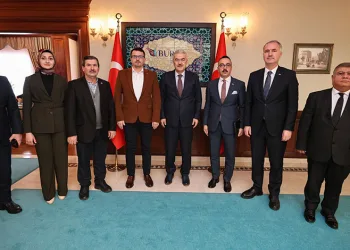 İnegöl’e 2 yeni sağlık ocağı için imzalar atıldı