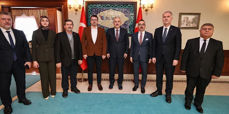 İnegöl’e 2 yeni sağlık ocağı için imzalar atıldı