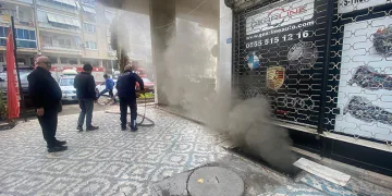 Madde bağımlısı genç, apartmanın deposunu yaktı