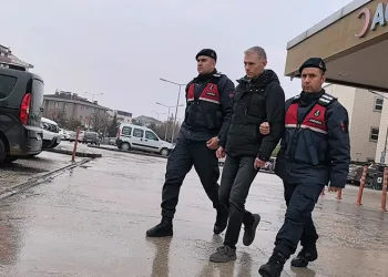 FETÖ/PYD üyesi üsteğmen yakalandı
