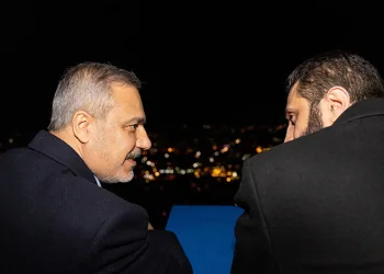 Bakan Fidan, Şara’yla çay içti