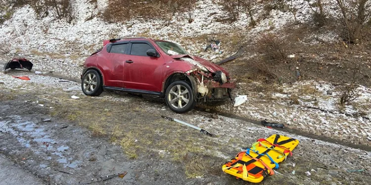 TEM’de feci kaza: 1 ölü, 4 yaralı