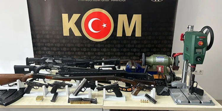 Ağrı’da silah ticareti operasyonu: 16 gözaltı