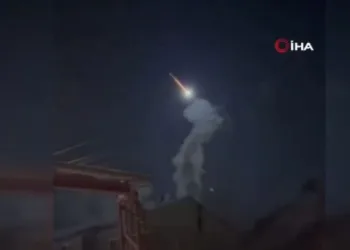 Sibirya’da asteroit gökyüzünü aydınlattı
