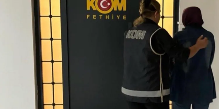 Fethiye’de FETÖ üyesi hükümlü yakalandı