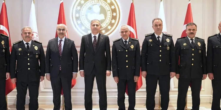 Yerlikaya’dan yeni atanan il emniyet müdürlerine tebrik