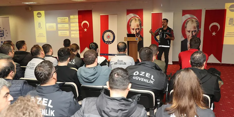 352 özel güvenlik görevlisine eğitim verildi