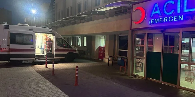 Siirt’te köy okulunda sobayı yakmaya çalışan öğretmen yaralandı