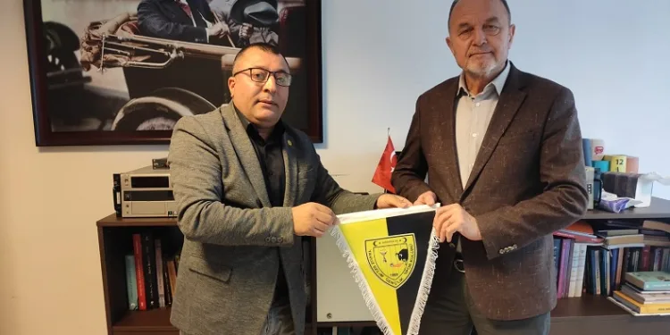 Yavuzselimspor’dan Line TV’ye ziyaret
