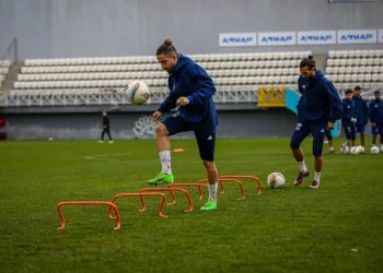 Bursa Nilüfer Futbol Kulübü ikinci yarı hazırlıklarına başladı