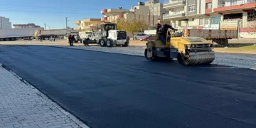 Nizip’te asfalt ekiplerinin mesaisi sürüyor