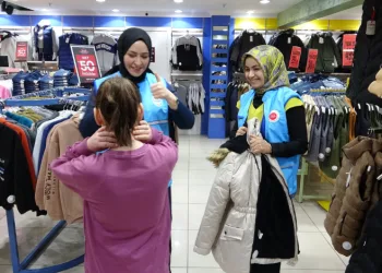 Diyanet Vakfı’ndan Kütahya’da yetimlere etkinlik