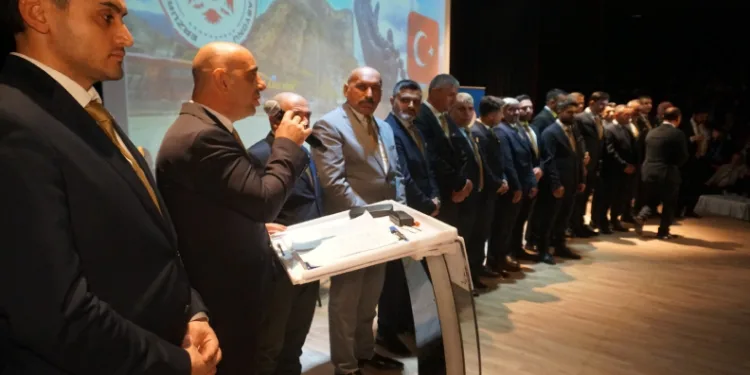 Oltulular gurbette buluştu