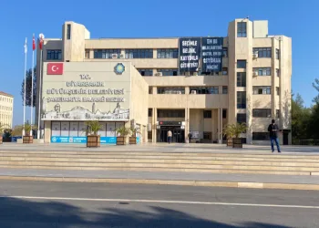 DEM’li Belediyeden yandaşını aldığı iddiası