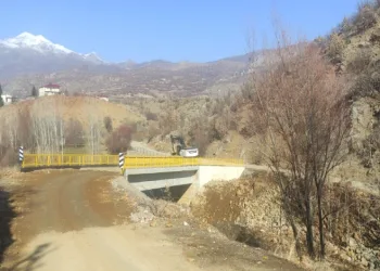 Dulkadiroğlu Belediyesi’nden mahallelere parke hizmeti