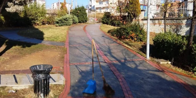 Park ve bahçelerde kış bakım çalışmaları