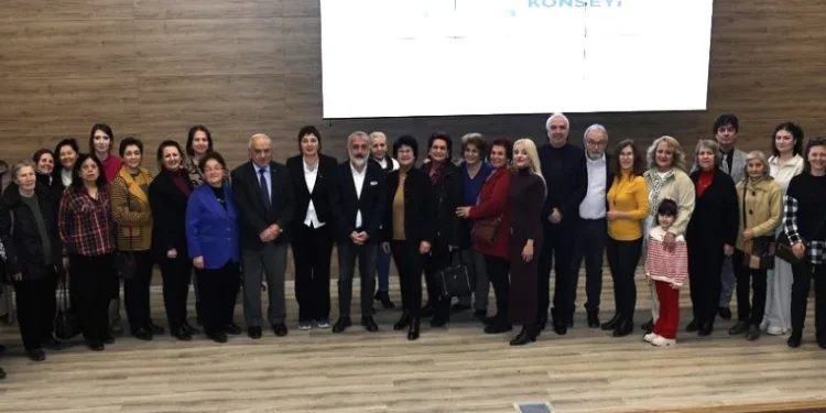 Binnur Pektaş, meclis başkanı oldu