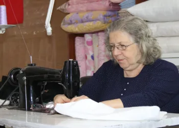 Mesleği yarım asırdır yaşatmaya çalışıyor