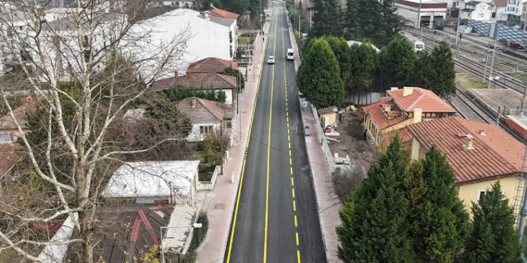 YHT İstasyonu’na bağlanan cadde yenilendi