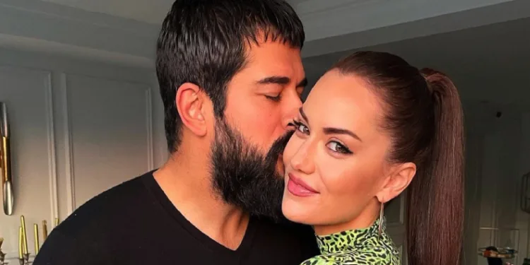Fahriye ve Burak çifti’nin kayak keyfi