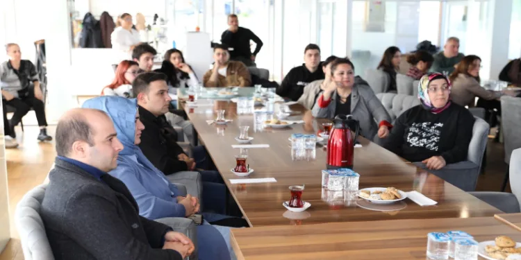 ‘Güçlü Aile, Güçlü Samsun’ eğitimleri başladı