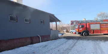 Van’da ev yangını