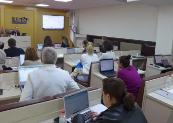 ‘Dijital Pazarlamaya Giriş’ eğitimleri sürüyor