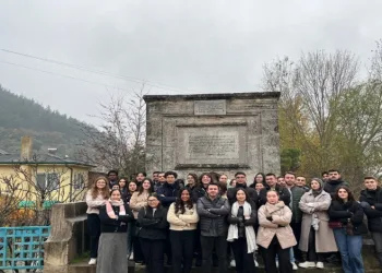 Gençler, tarihi yolculuğa çıktı.