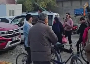 Esad rejiminin bitişini kutladı.