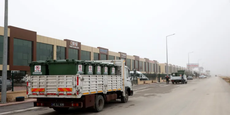 Karatay Belediyesi’nden Sanayicilere Atık Eğitimi