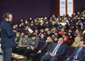 Başkan Sandıkçı: “Siber Vatan’ı Anlamalıyız”