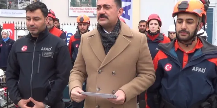 Tunceli’de depreme müdahale için konteynerler kuruldu.