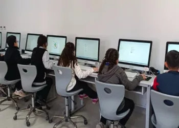 Gölbaşı’nda bilişim teknoloji sınıfı açıldı
