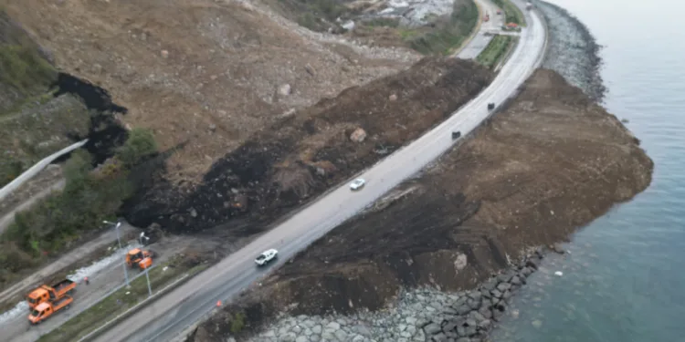 Heyelan durdu, ancak tehlike sürüyor