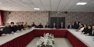 Salihli’de kadına şiddet ele alındı