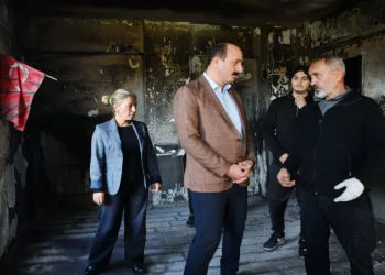 Evi yanan aileye destek sözü