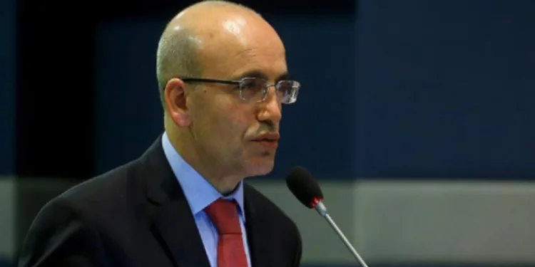 “Cari açık 7,7 milyar dolara indi”