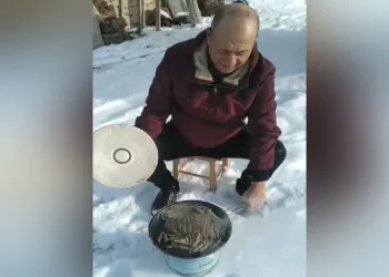 Bayburt’ta Eksi 10’da Hamsi ve Horon