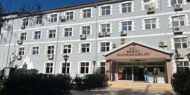 Besni hükümet konağının yeni yeri açıklandı.