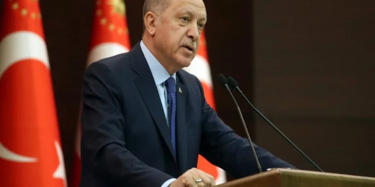 “Özgür Bey, Esad’a niye gitmedin?”