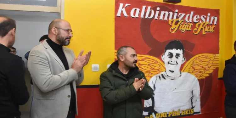 Kütüphane açılışında duygu dolu anlar yaşandı