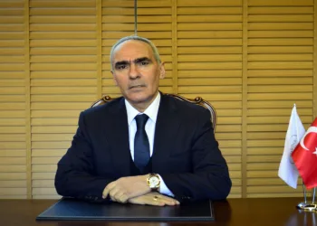 Şahin: “Belediyelerde turizm daire başkanlıkları kurulmalı”