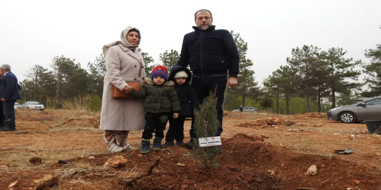 Gaziantep’te deprem şehitleri anısına hatıra ormanı oluşturuldu