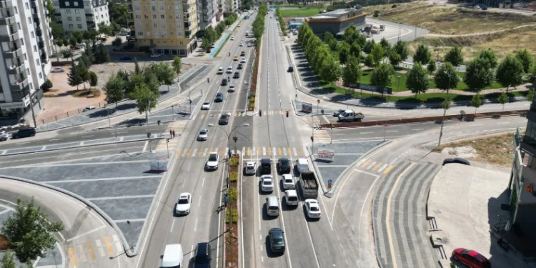 Gaziantep Büyükşehir’den 10 yılda 15 katlı kavşak