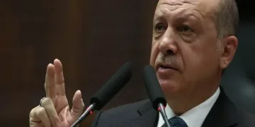 Erdoğan, D-8 Zirvesi İçin Esenboğa’da