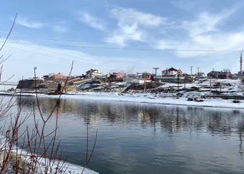 Ağrı’da soğuk hava etkisini sürdürüyor