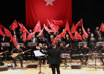 Talas’ta Atatürk’e özel muhteşem konser